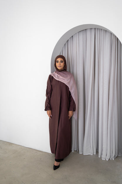 Plumwood Linen Abaya